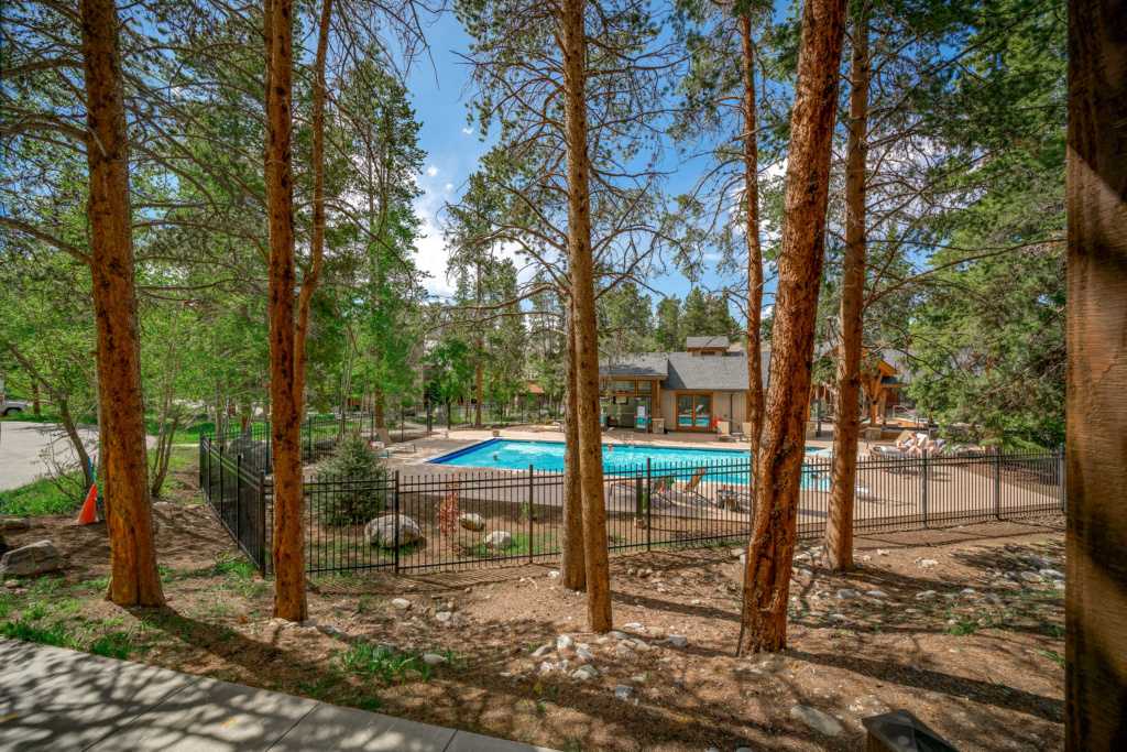 Breckenridge Pool